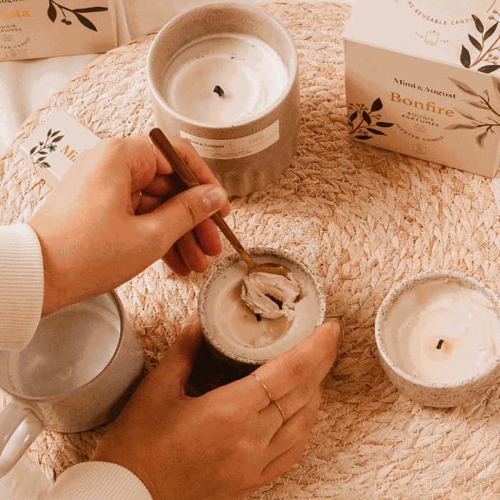 Remove wax from a candle jar: Mimi & August ceramic cup with leftover soy wax