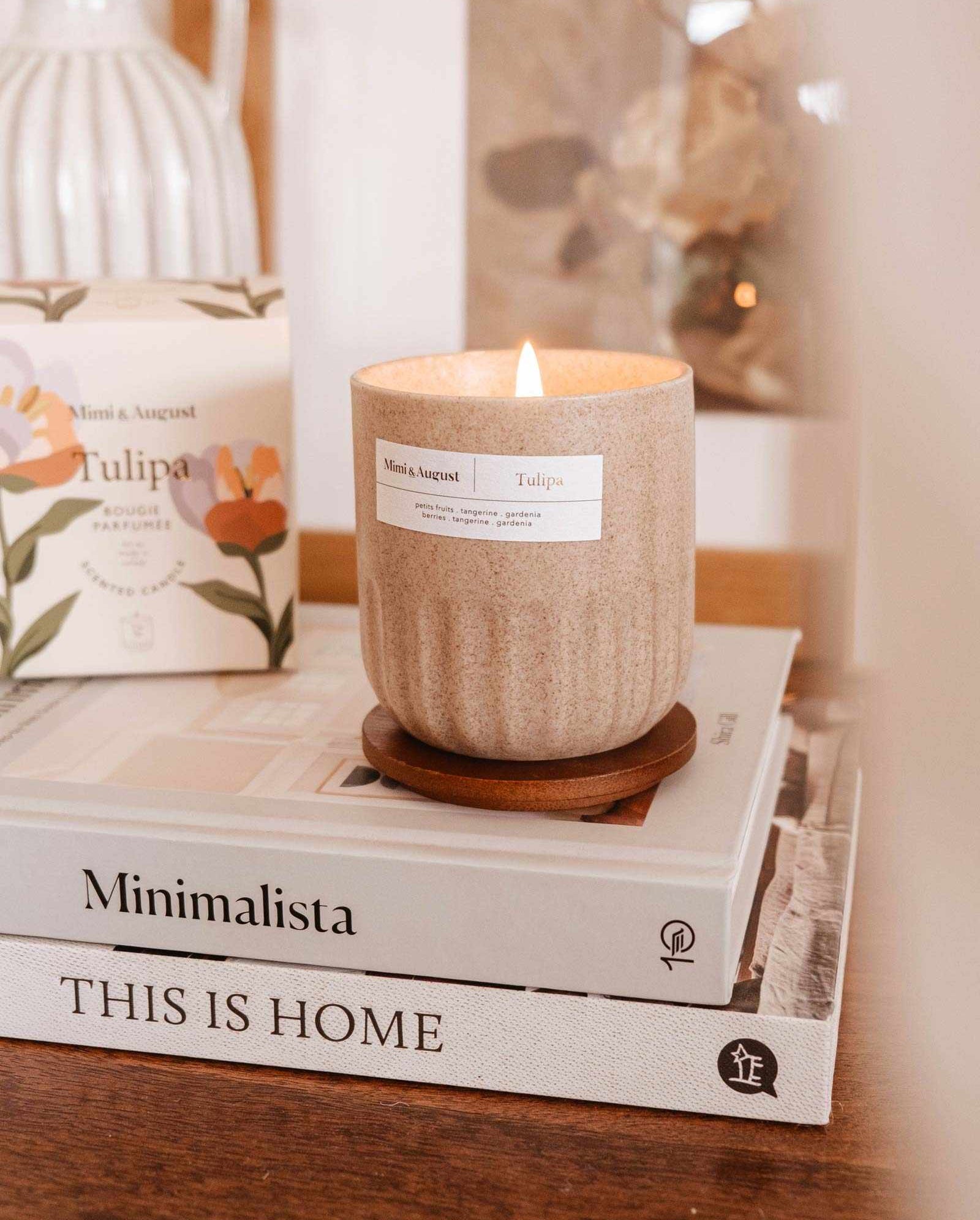 Reusable candle Tulipa with wildberries and floral scent in speckled gray cup