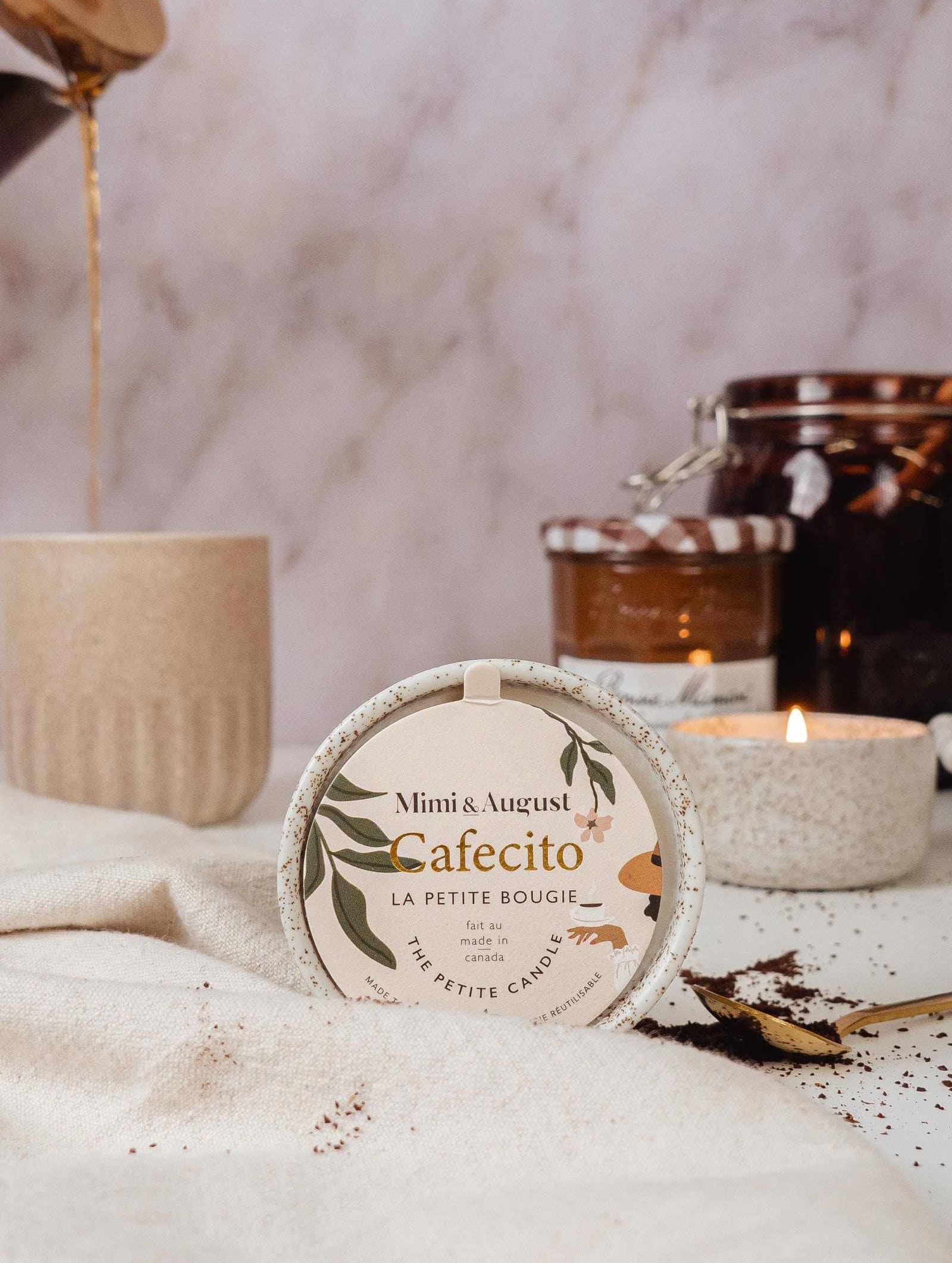 Cafecito candle notes of coffee, dulce de leche, cacao