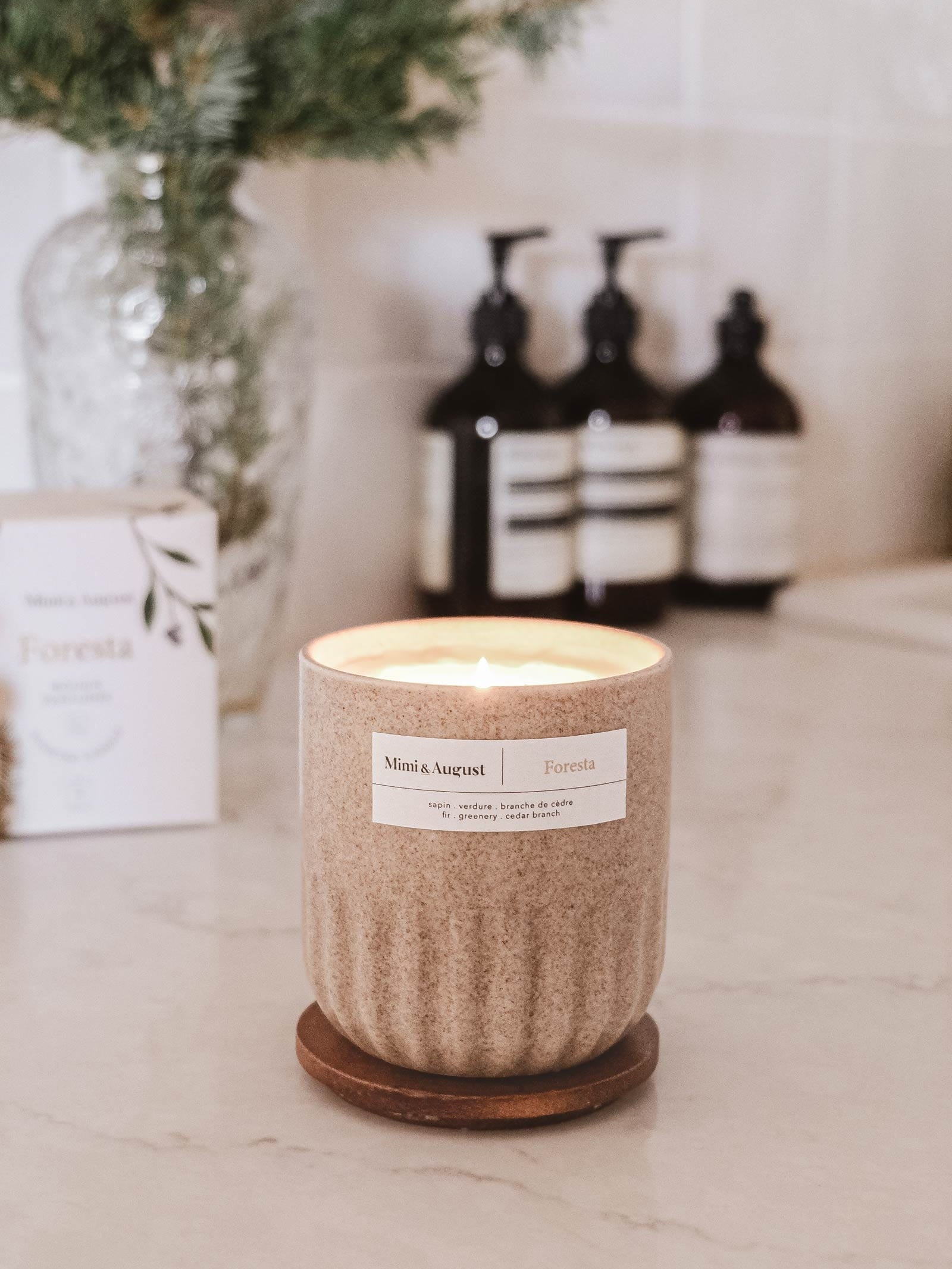 Candle with strong fir forest smell.