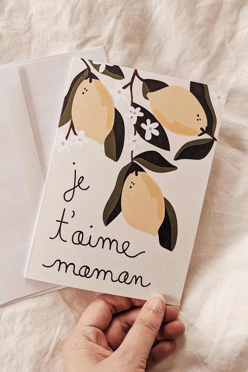 Je t'aime Maman Greeting Card with lemon illustration on recycled paper and white envelope