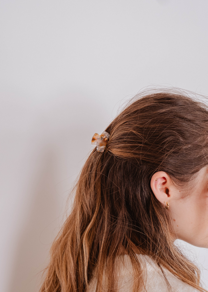 BALI Mini Hair Clip claw cute and casual speckled brown by mimi and august