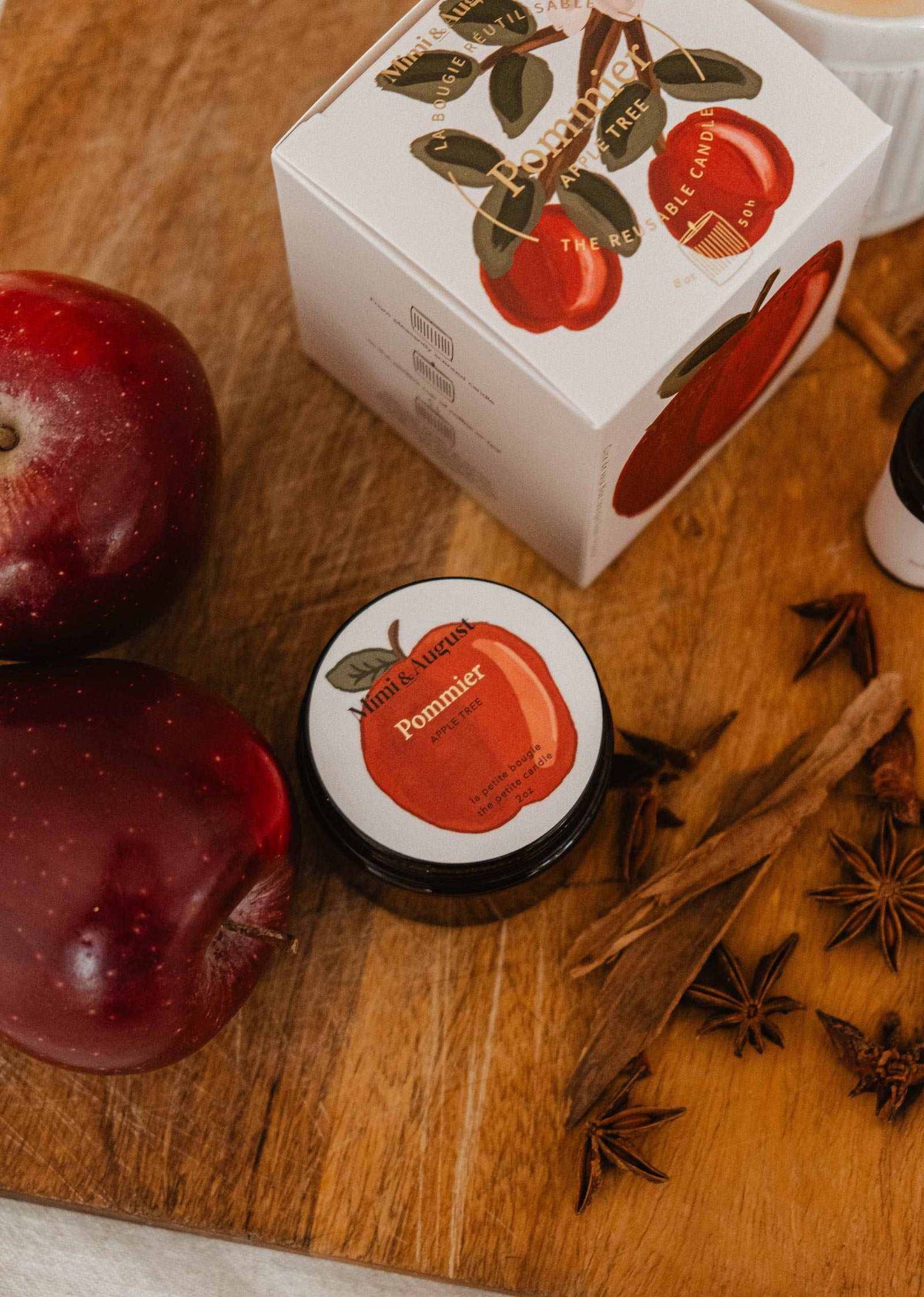 2 oz pommier apple cinnamon soy candle in glass jar