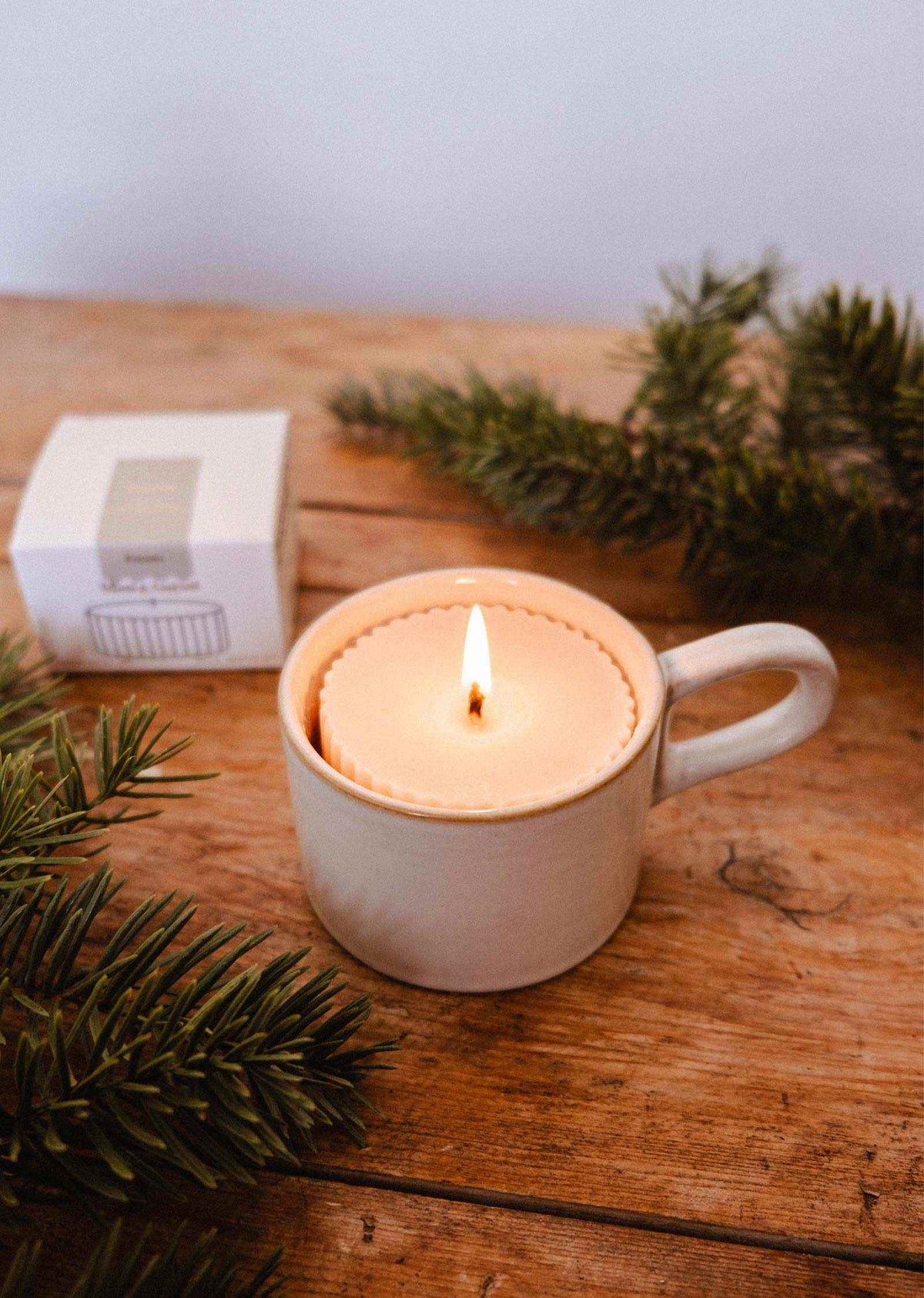 Forest candle refill with fir needle and cedarwood scent