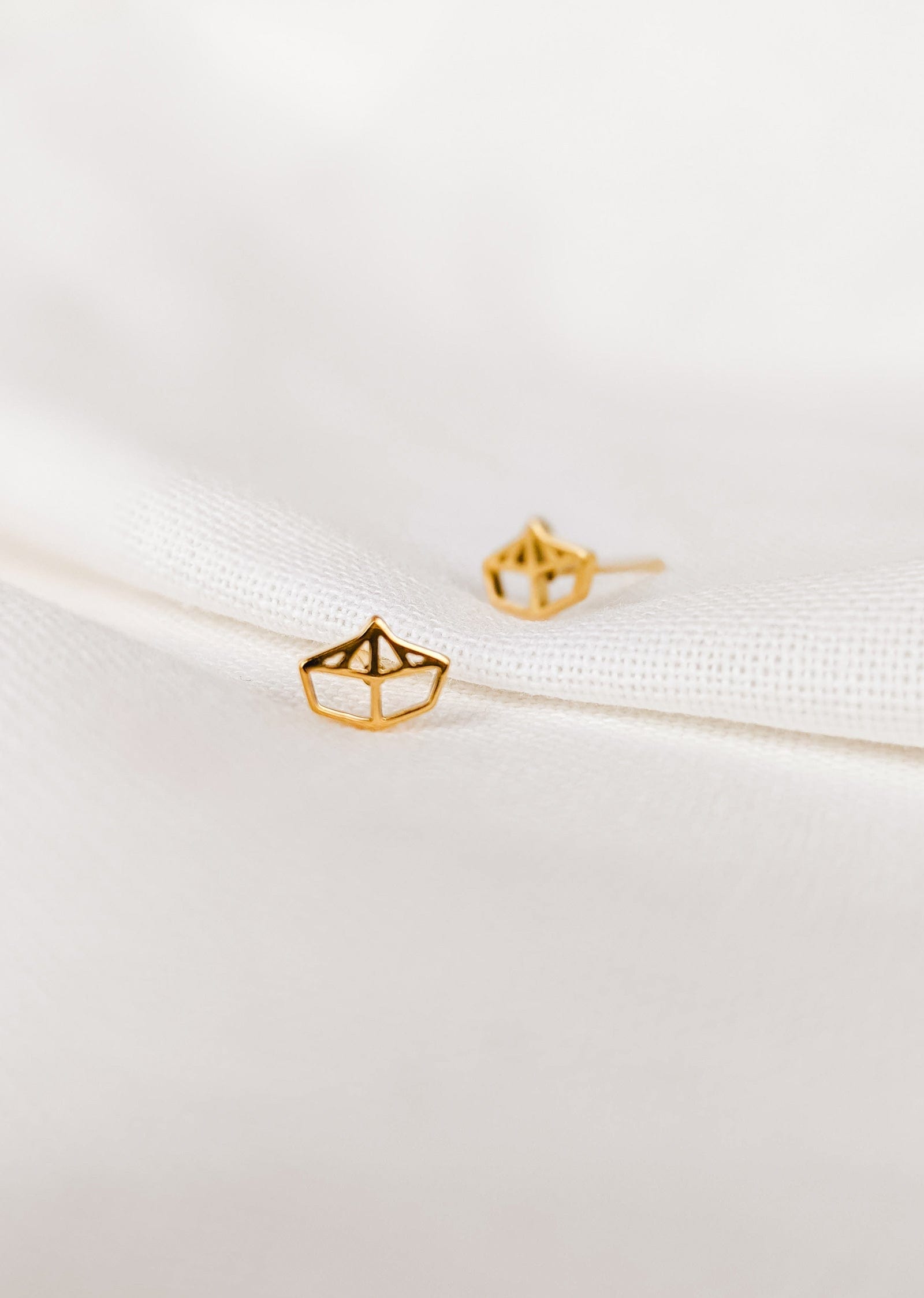 Little Boat - High Quality Gold Earrings by Mimi & August