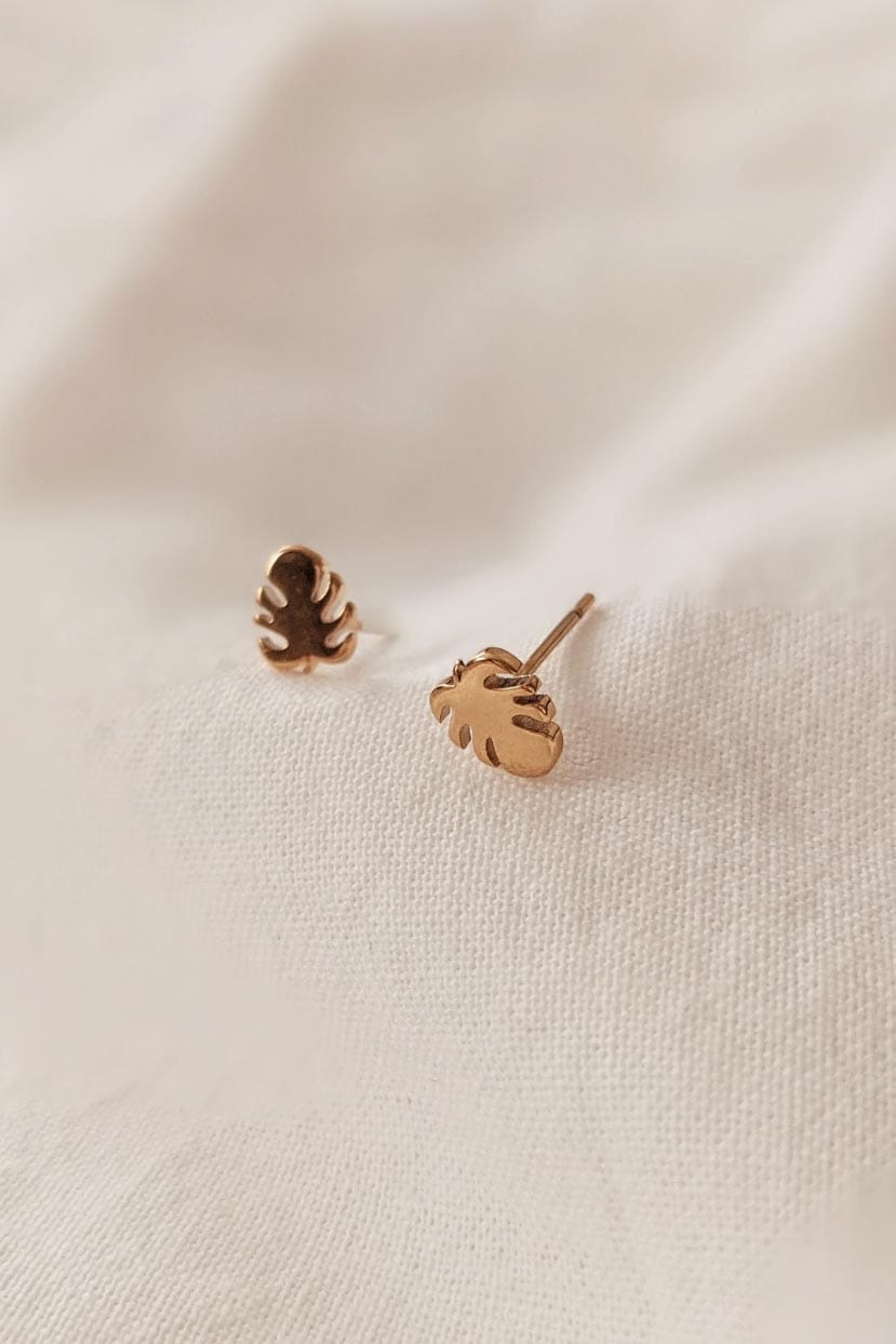 Monstera - High Quality Gold Earrings by Mimi & August