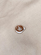 Broche en émail Latte Art 